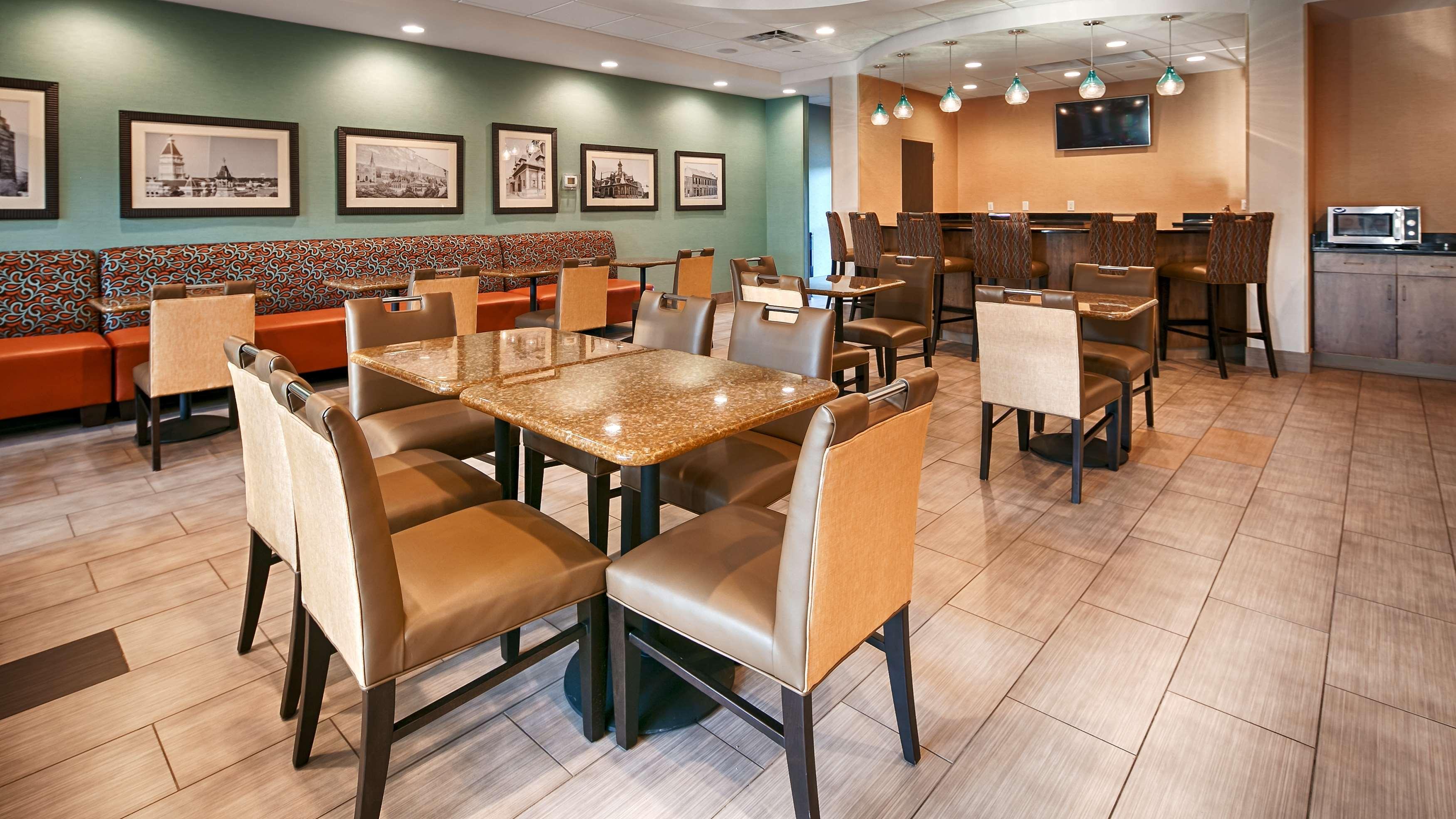 Best Western Plus Atrium Inn & Suites Clarksville Luaran gambar